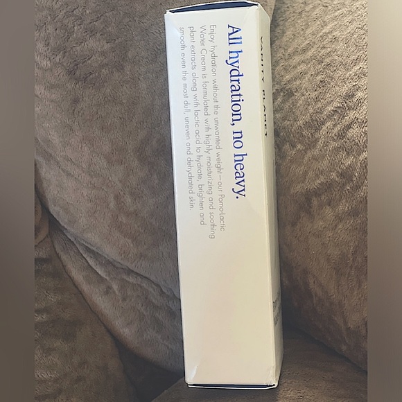 Pomo-Lactic Water Cream — Vanity Planet - Picture 6 of 16